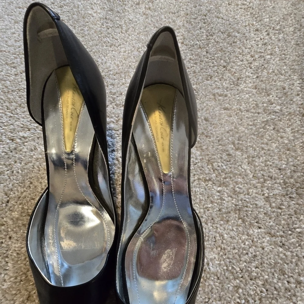 Kenneth Cole 925 Heels -Elegant Black Leather Women's Pumps